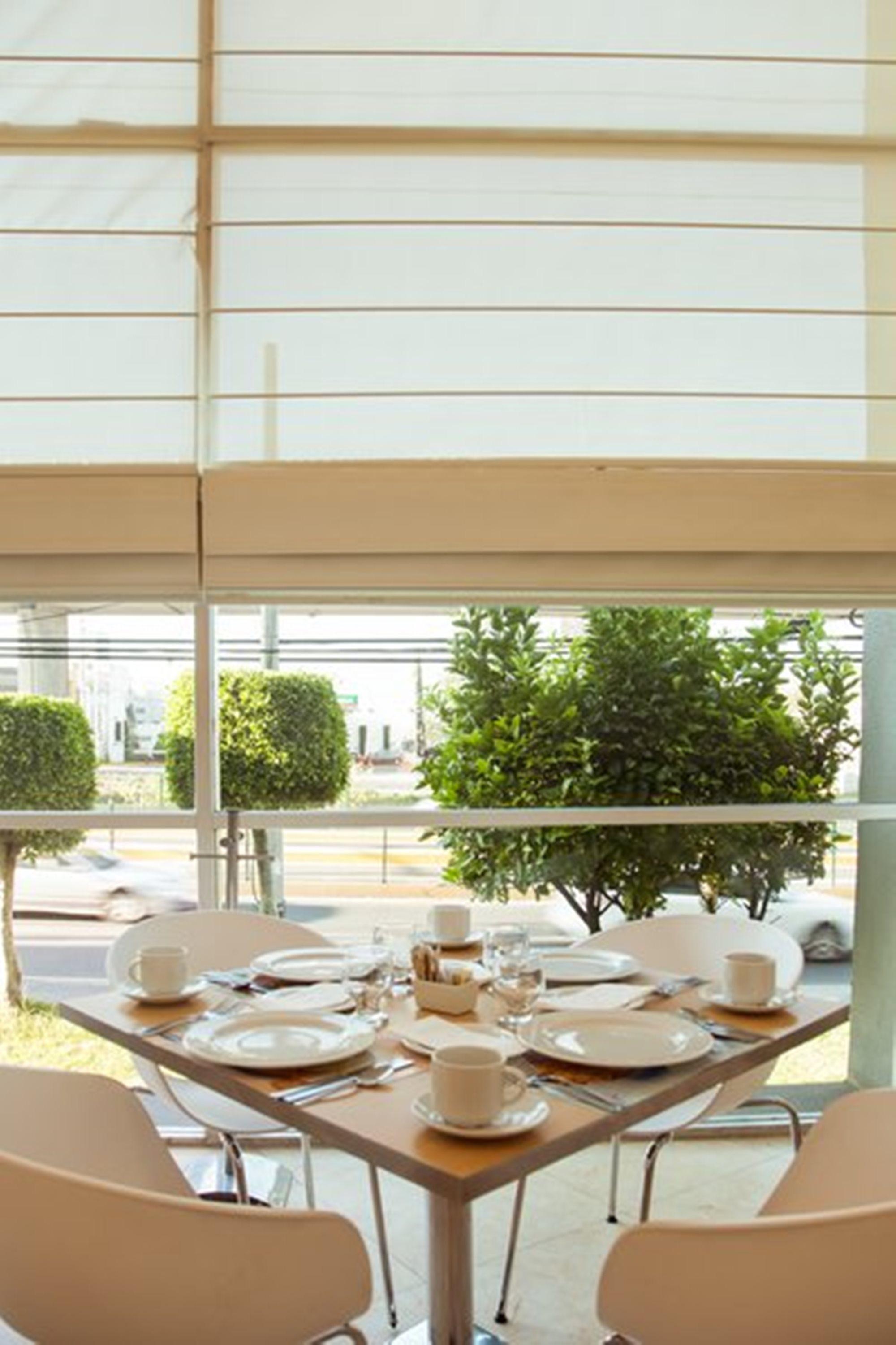 Fiesta Inn Periferico Sur Mexico City Restoran gambar